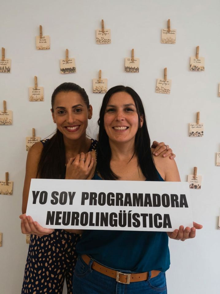 Graduada del diplomado en PNL con Gloriana Mora 1